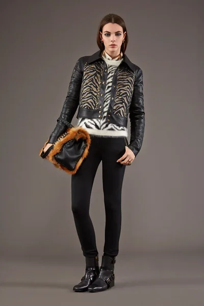 Look 13
